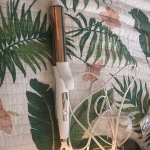 Kristen Ess curling iron